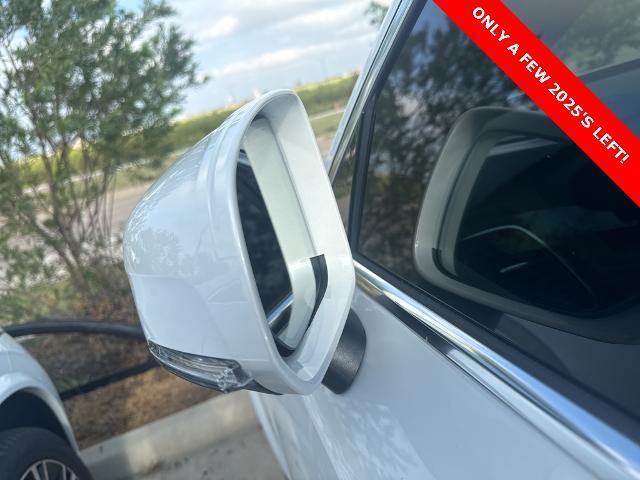 2025 Volvo XC90 Plug-In Hybrid Vehicle Photo in Grapevine, TX 76051