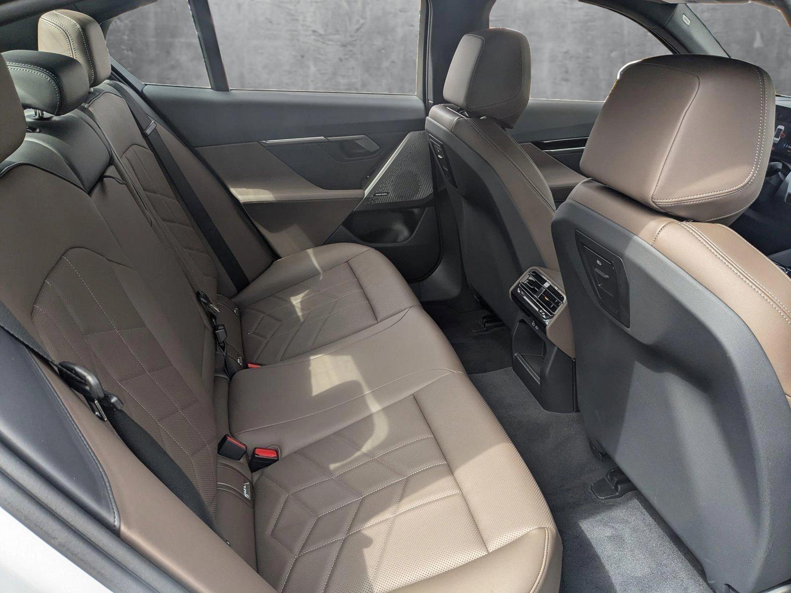 2024 BMW 530i xDrive Vehicle Photo in Towson, MD 21204