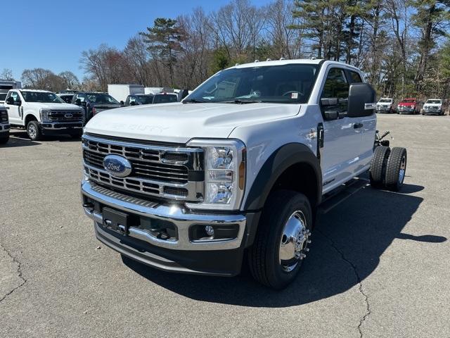 2025 Ford Super Duty F-450 DRW Vehicle Photo in Webster, MA 01570-1415