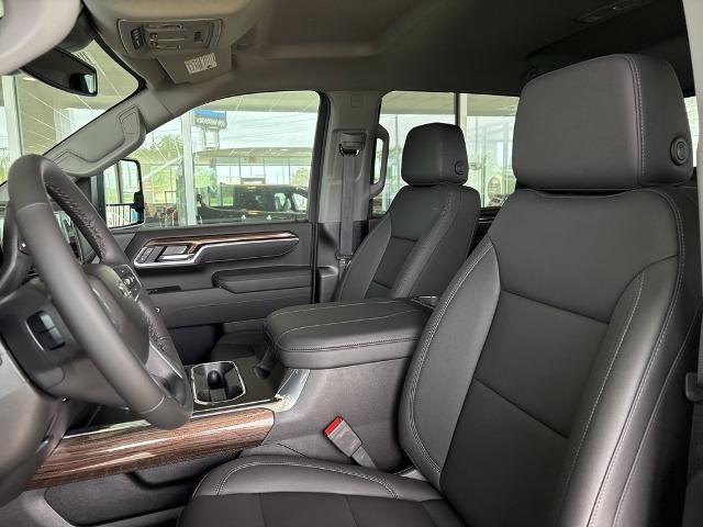 2025 Chevrolet Silverado 2500 HD Vehicle Photo in MANHATTAN, KS 66502-5036