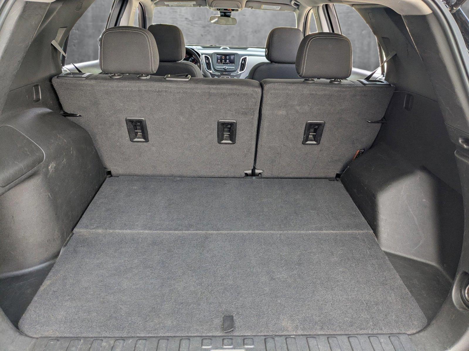 2022 Chevrolet Equinox Vehicle Photo in VALENCIA, CA 91355-1705