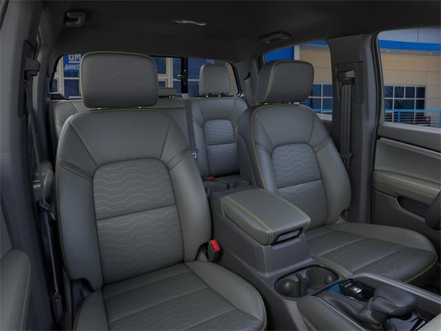 2025 Chevrolet Colorado Vehicle Photo in ENGLEWOOD, CO 80113-6708
