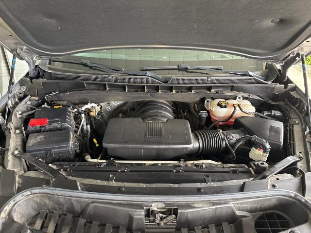 2022 Cadillac Escalade Vehicle Photo in MANHATTAN, KS 66502-5036