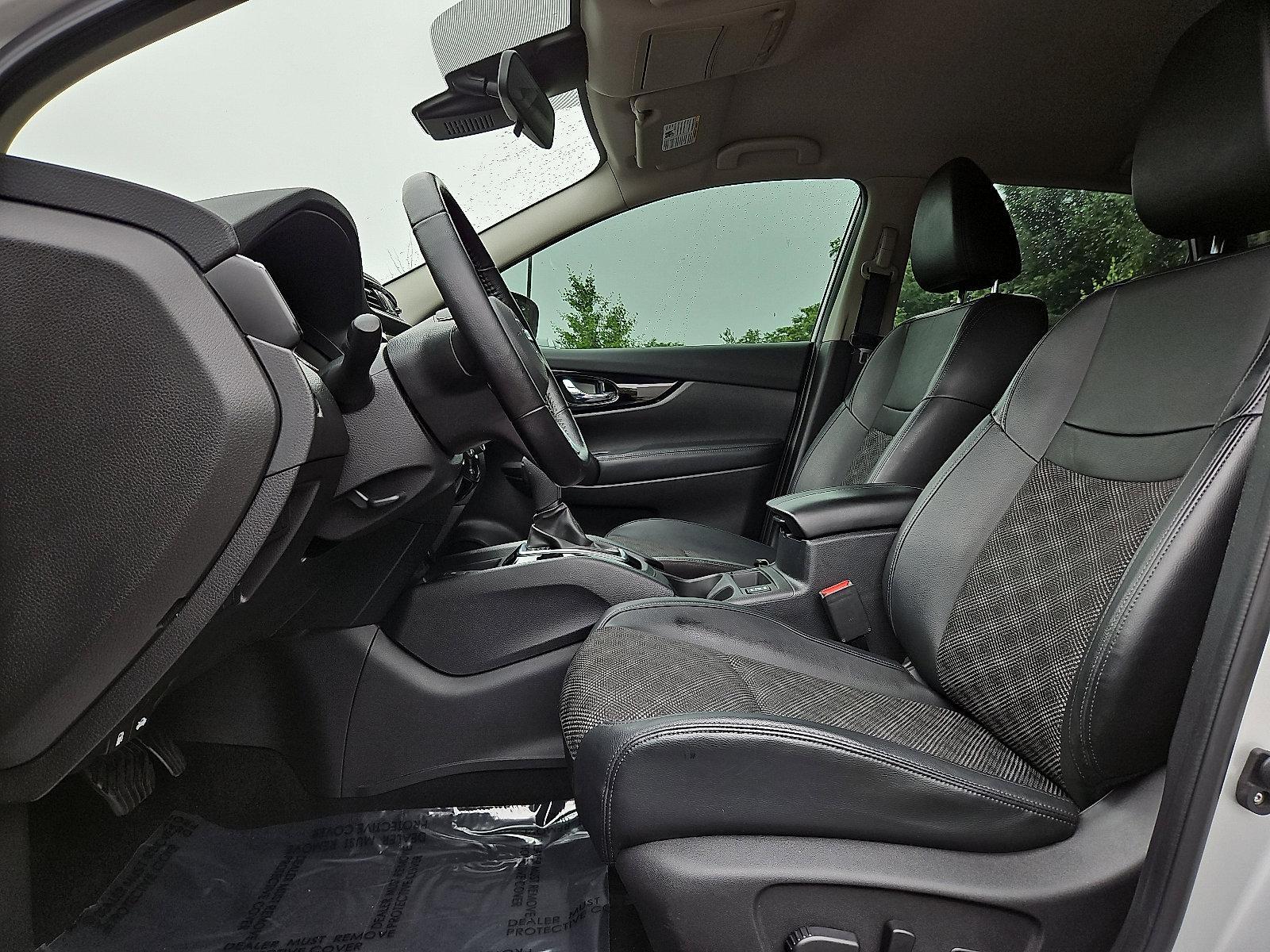 2022 Nissan Rogue Sport Vehicle Photo in Jenkintown, PA 19046