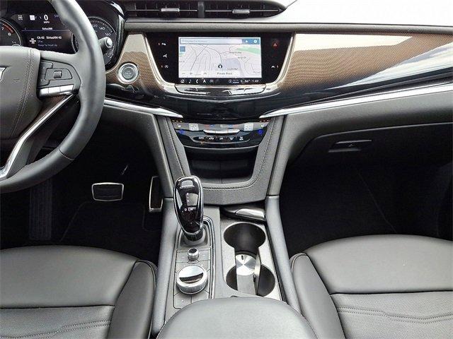 2024 Cadillac XT6 Vehicle Photo in ALLENTOWN, PA 18103-7399
