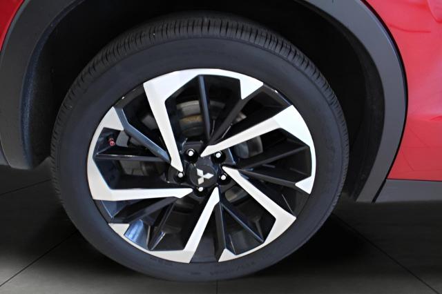 2022 Mitsubishi Outlander Vehicle Photo in Green Bay, WI 54304