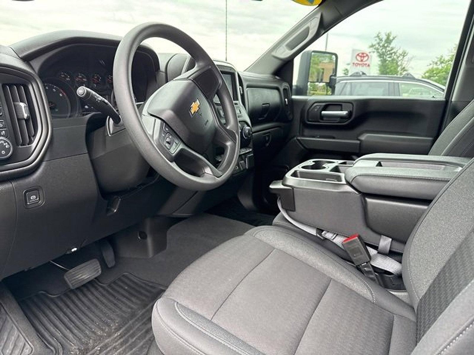 2024 Chevrolet Silverado 2500 HD Vehicle Photo in Trevose, PA 19053