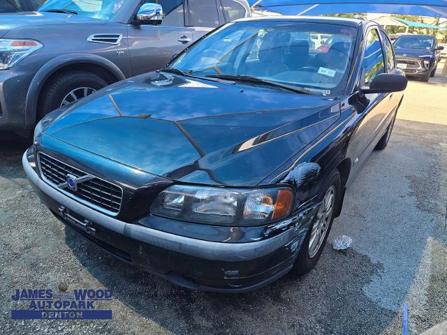 2004 Volvo S60 Vehicle Photo in DENTON, TX 76210-9321