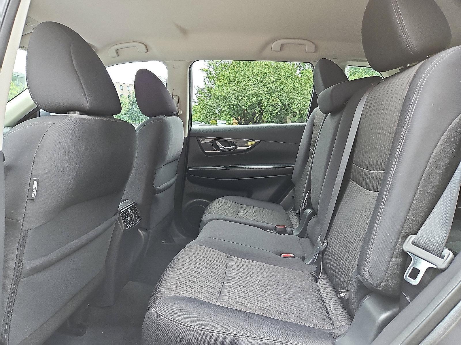 2018 Nissan Rogue Vehicle Photo in Jenkintown, PA 19046