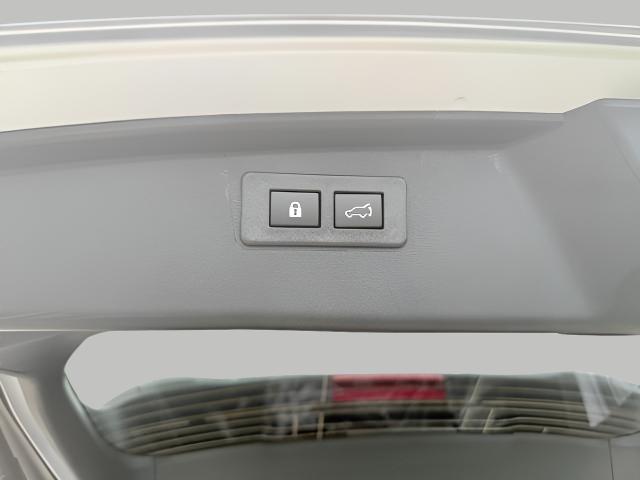 2025 Subaru Outback Vehicle Photo in Green Bay, WI 54304