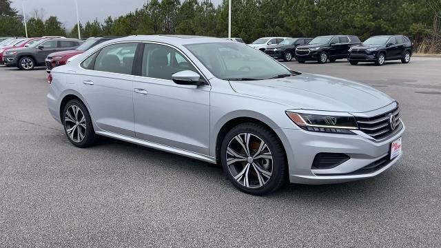 Used 2021 Volkswagen Passat SE with VIN 1VWSA7A34MC009048 for sale in Gardendale, AL