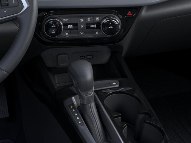 2025 Chevrolet Trax Vehicle Photo in GREEN BAY, WI 54304-5303