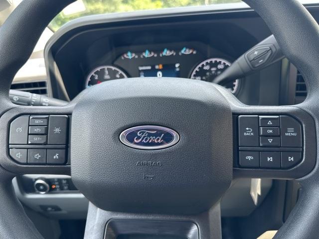 2024 Ford Super Duty F-350 DRW Vehicle Photo in Webster, MA 01570-1415