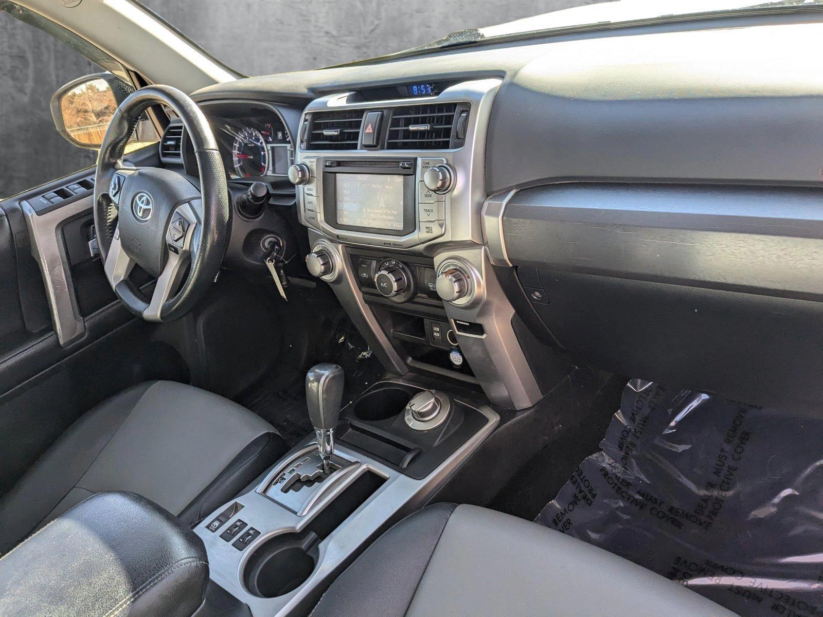 2017 Toyota 4Runner Vehicle Photo in LONE TREE, CO 80124-2750