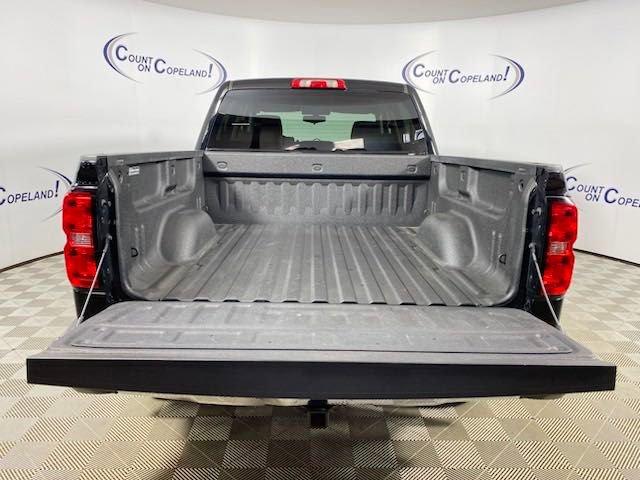 2018 Chevrolet Silverado 1500 Vehicle Photo in BROCKTON, MA 02301-7113