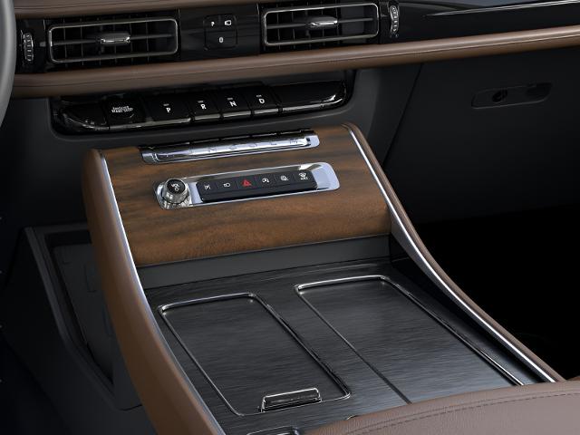 2025 Lincoln Aviator Vehicle Photo in Neenah, WI 54956