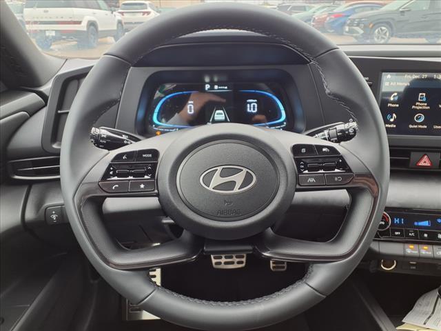 2025 Hyundai ELANTRA Vehicle Photo in Peoria, IL 61615