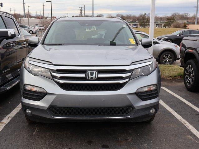 Used 2016 Honda Pilot Elite with VIN 5FNYF6H06GB125086 for sale in Kansas City