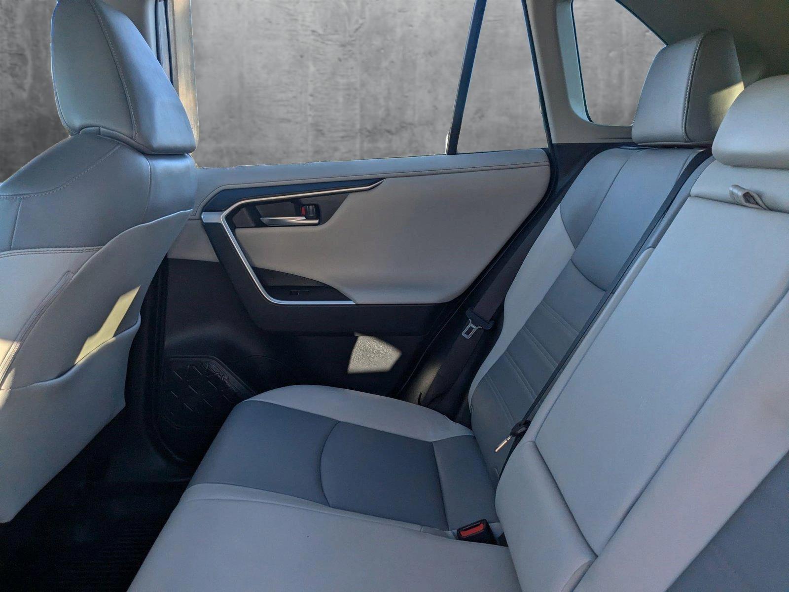 2019 Toyota RAV4 Vehicle Photo in Winter Park, FL 32792