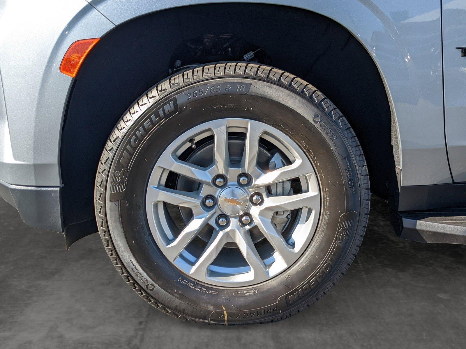 2024 Chevrolet Tahoe Vehicle Photo in VALENCIA, CA 91355-1705