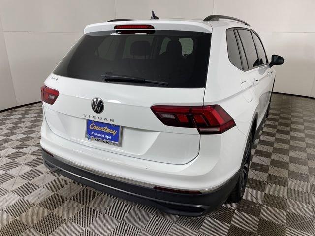 2023 Volkswagen Tiguan Vehicle Photo in PHOENIX, AZ 85014-3381