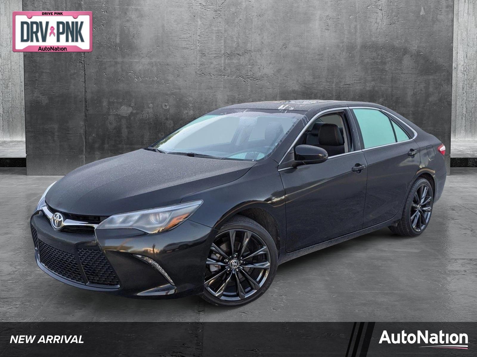 2015 Toyota Camry Vehicle Photo in PEMBROKE PINES, FL 33024-6534