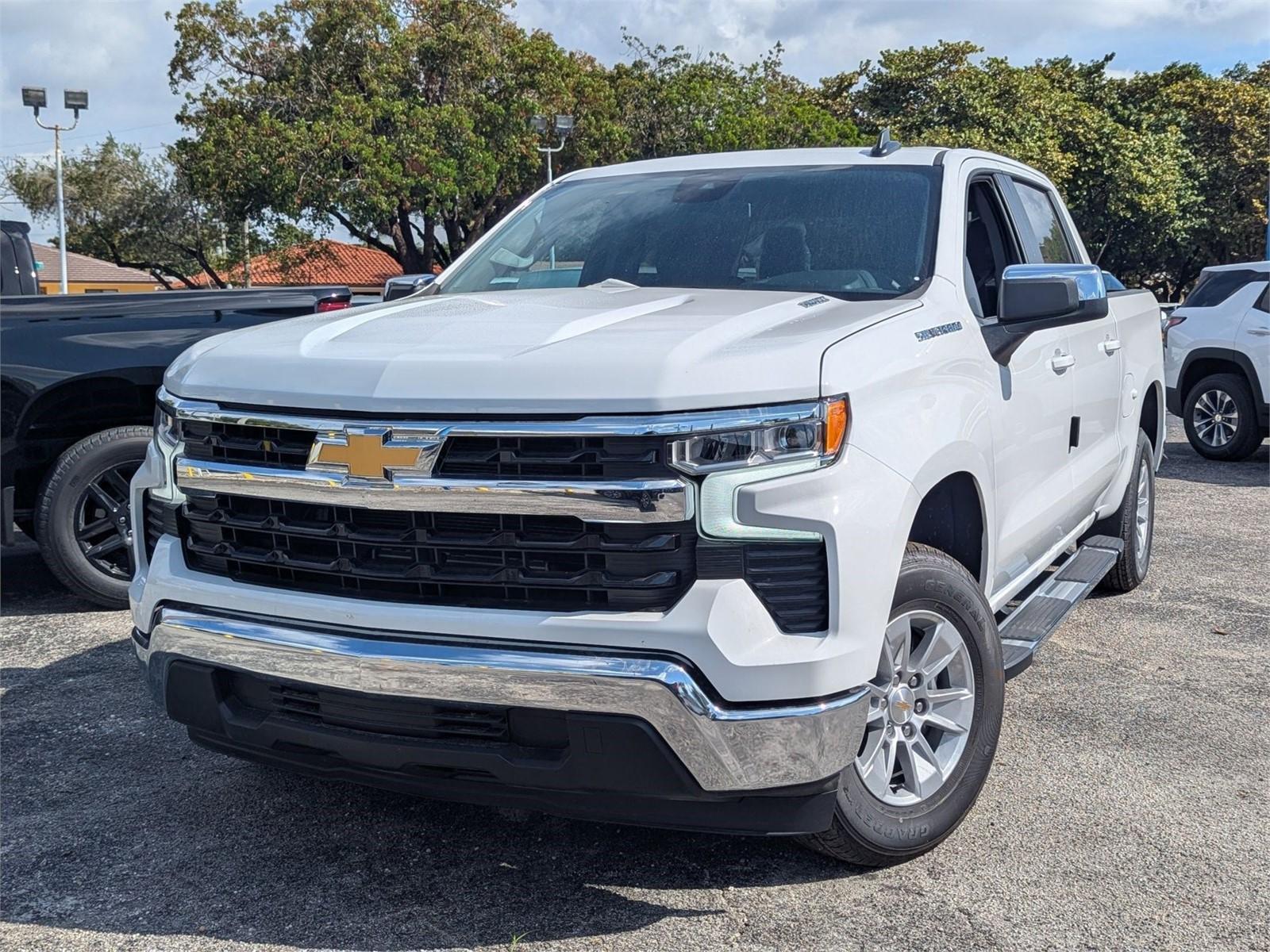 2025 Chevrolet Silverado 1500 Vehicle Photo in MIAMI, FL 33134-2699