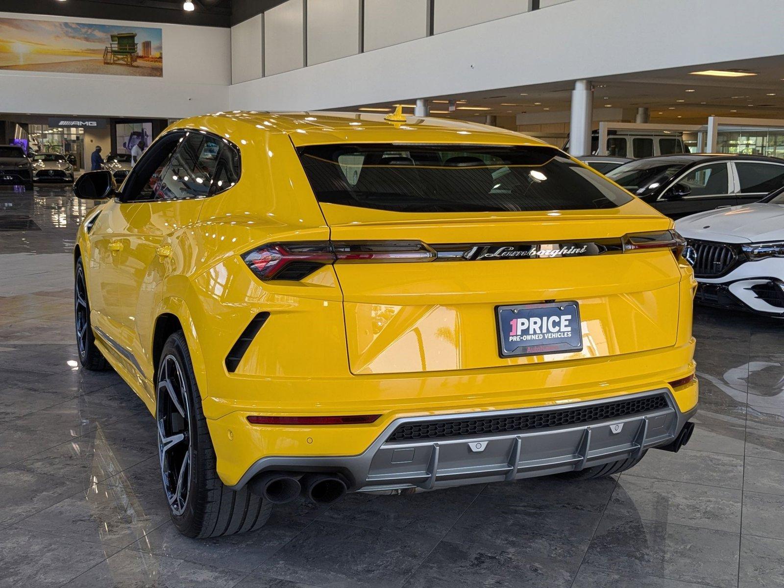 2021 Lamborghini Urus Vehicle Photo in Miami, FL 33169