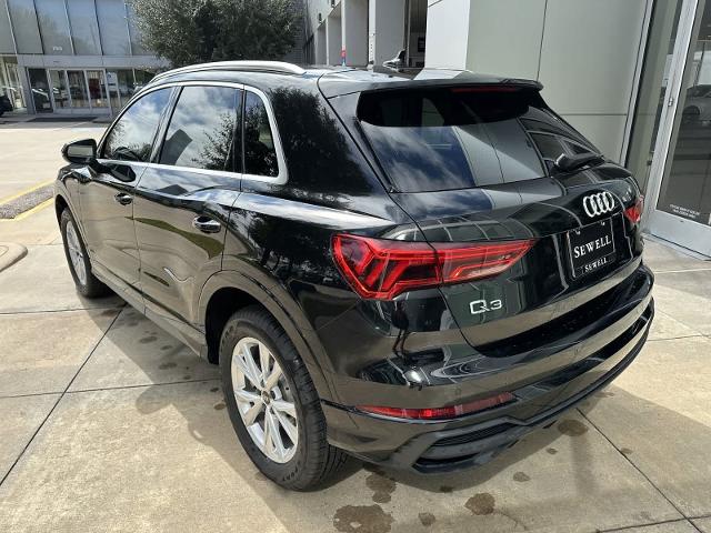 2025 Audi Q3 Vehicle Photo in HOUSTON, TX 77090
