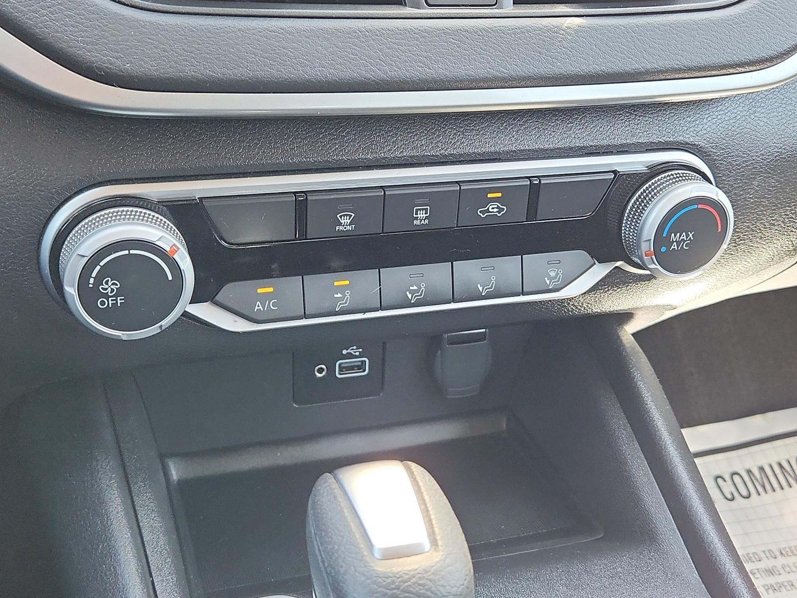 2024 Nissan Altima Vehicle Photo in Albuquerque, NM 87110