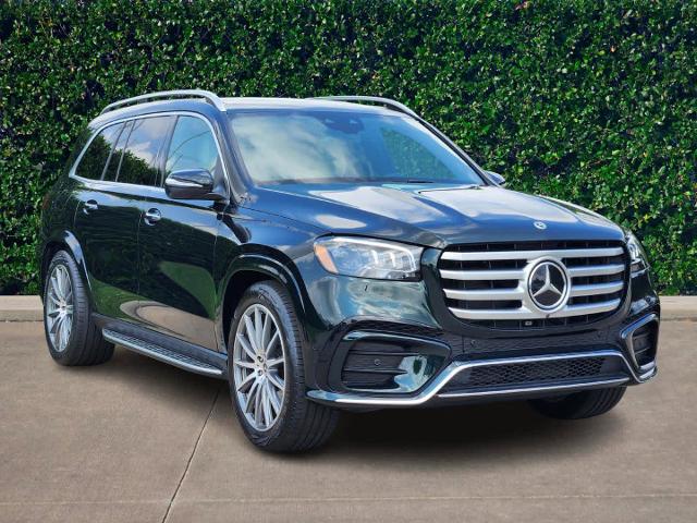 2025 Mercedes-Benz GLS Vehicle Photo in HOUSTON, TX 77079