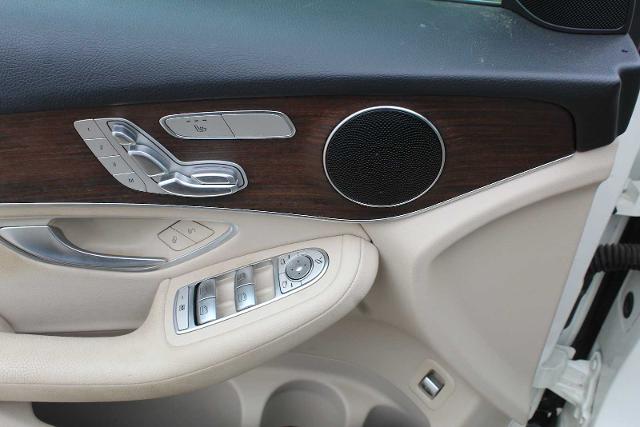 2022 Mercedes-Benz GLC Vehicle Photo in HOUSTON, TX 77090