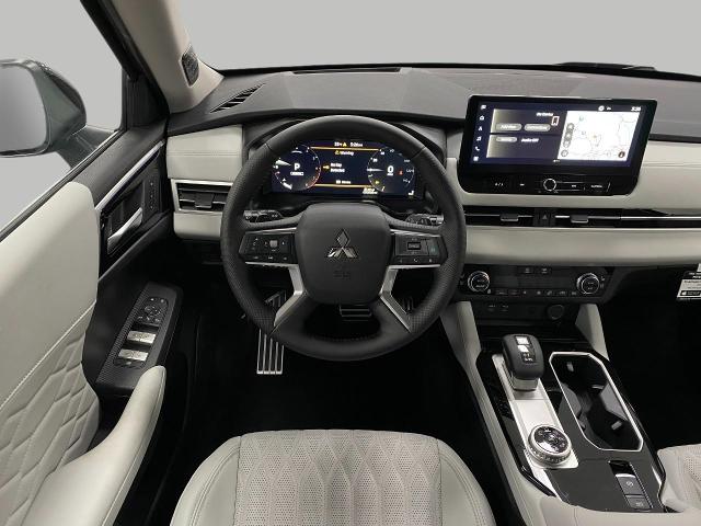 2025 Mitsubishi Outlander Vehicle Photo in Appleton, WI 54913