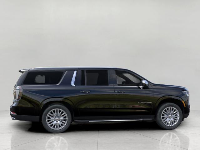 2025 Chevrolet Suburban Vehicle Photo in NEENAH, WI 54956-2243