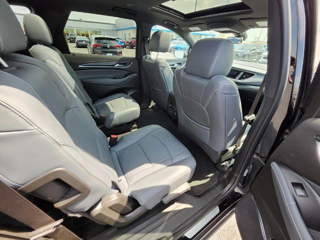 2023 Buick Enclave Vehicle Photo in GREEN BAY, WI 54304-5303