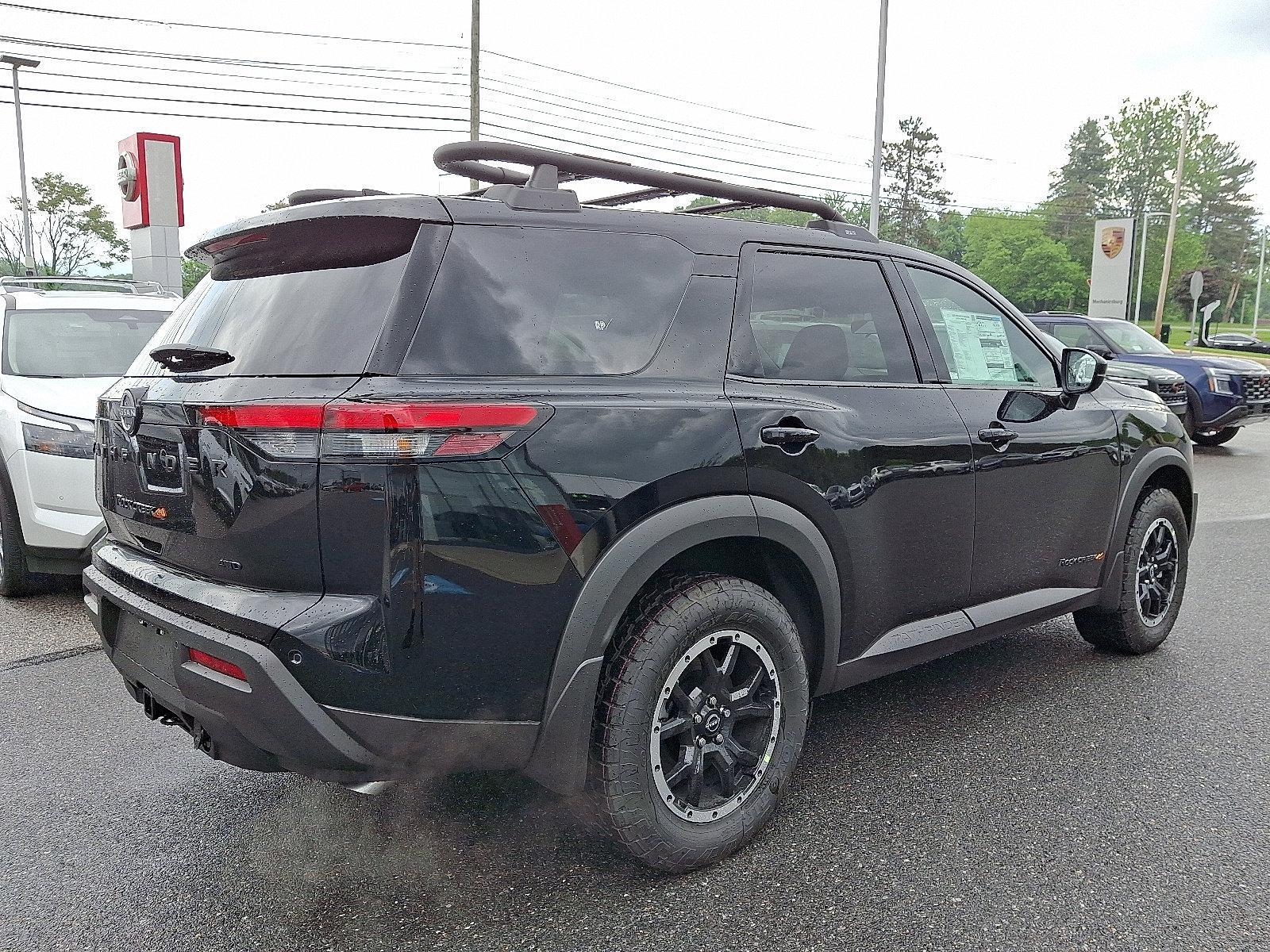 2025 Nissan Pathfinder Vehicle Photo in Mechanicsburg, PA 17050-2306