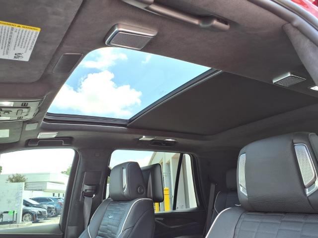 2024 Cadillac Escalade Vehicle Photo in Tampa, FL 33612