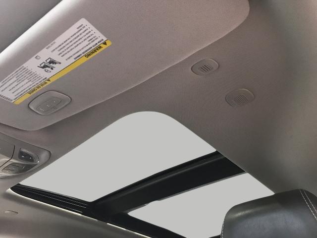 2023 Chrysler Pacifica Vehicle Photo in GREEN BAY, WI 54303-3330