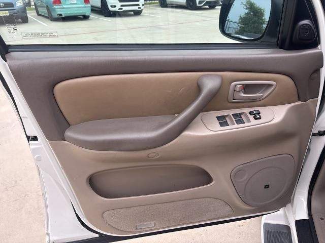 2006 Toyota Sequoia Vehicle Photo in San Antonio, TX 78230