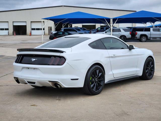 2016 Ford Mustang Vehicle Photo in DENTON, TX 76210-9321