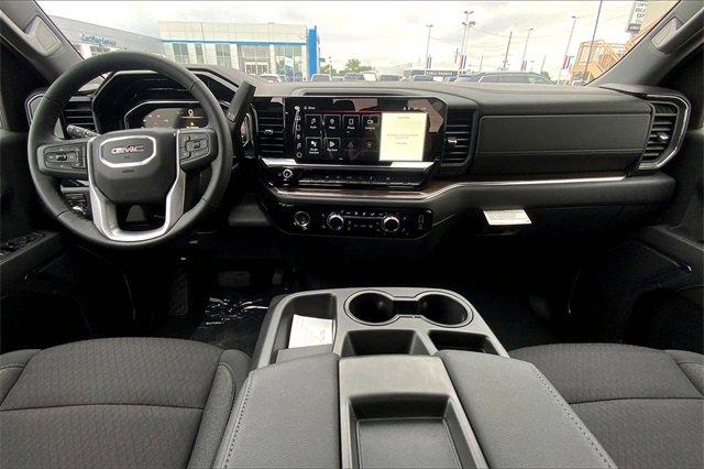 2024 GMC Sierra 1500 Vehicle Photo in TOPEKA, KS 66609-0000
