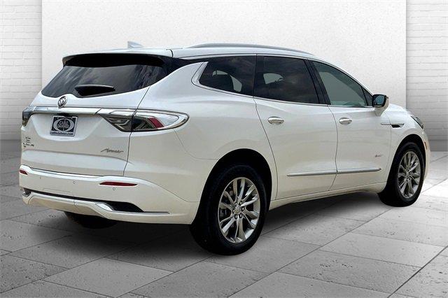 2024 Buick Enclave Vehicle Photo in TOPEKA, KS 66609-0000