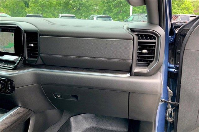 2024 Chevrolet Silverado 1500 Vehicle Photo in KANSAS CITY, MO 64114-4502
