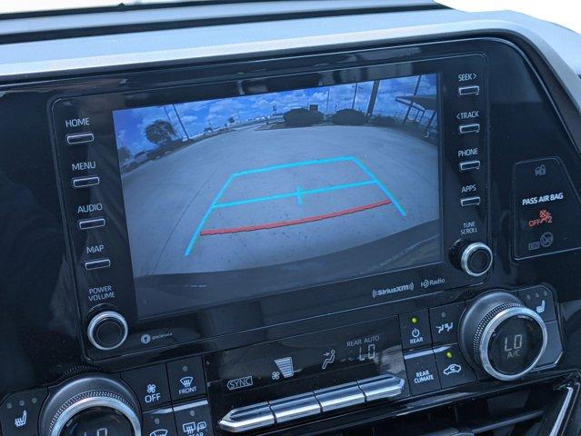 2021 Toyota Highlander Vehicle Photo in SELMA, TX 78154-1460