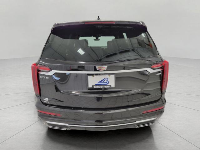 2024 Cadillac XT6 Vehicle Photo in GREEN BAY, WI 54303-3330