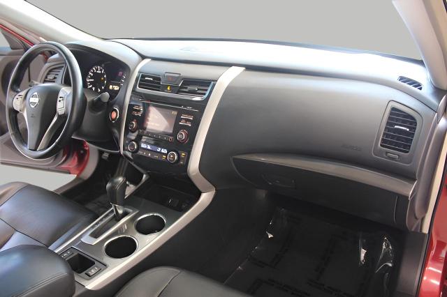 2013 Nissan Altima Vehicle Photo in Green Bay, WI 54304