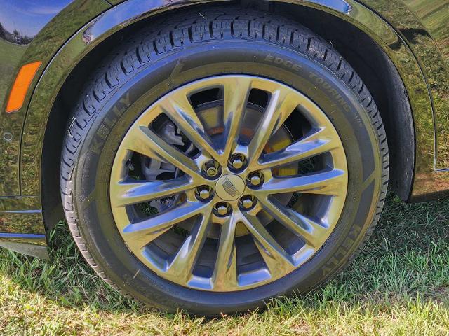 2022 Cadillac XT6 Vehicle Photo in DENTON, TX 76210-9321