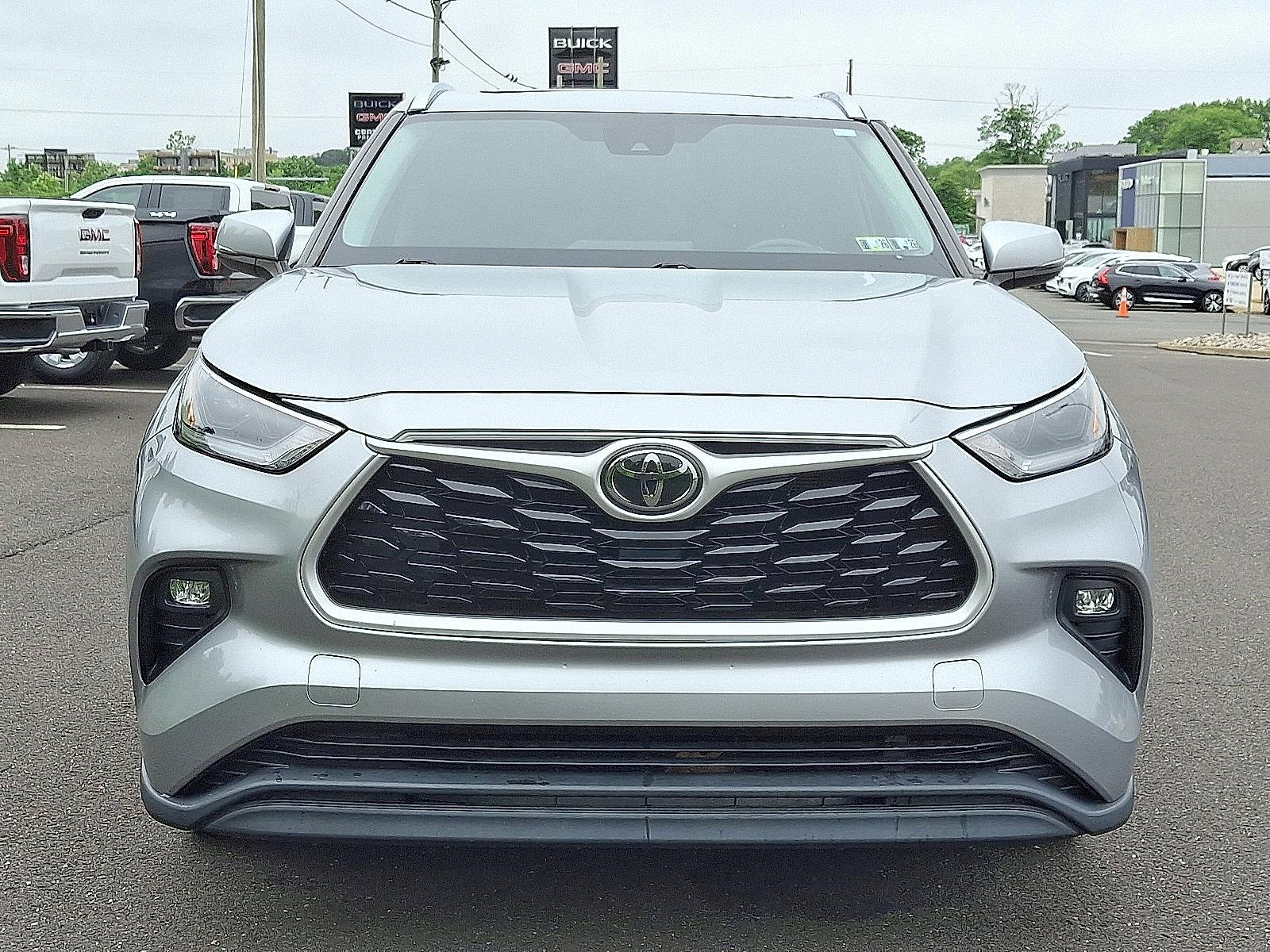 2021 Toyota Highlander Vehicle Photo in Trevose, PA 19053