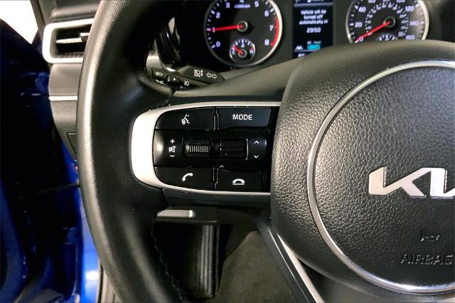 2024 Kia K5 Vehicle Photo in Lees Summit, MO 64086