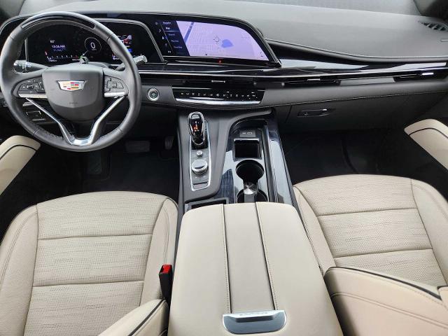 2024 Cadillac Escalade Vehicle Photo in DENTON, TX 76210-9321